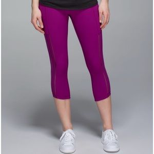 Lululemon Hot to Street Crop
